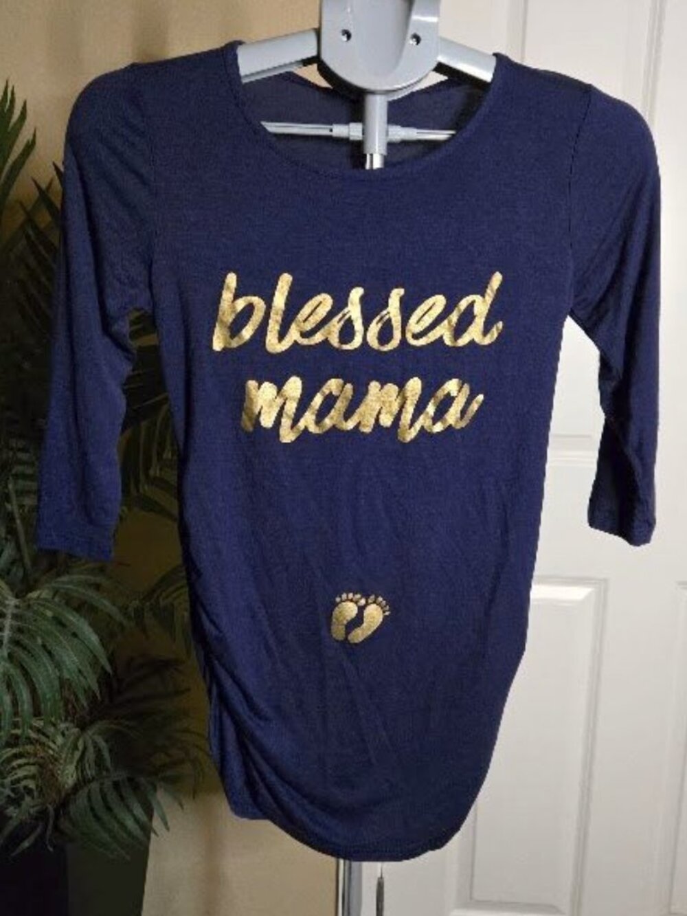 NWT Mom & Company maternity "Blessed Mama footprints" shirt sz small